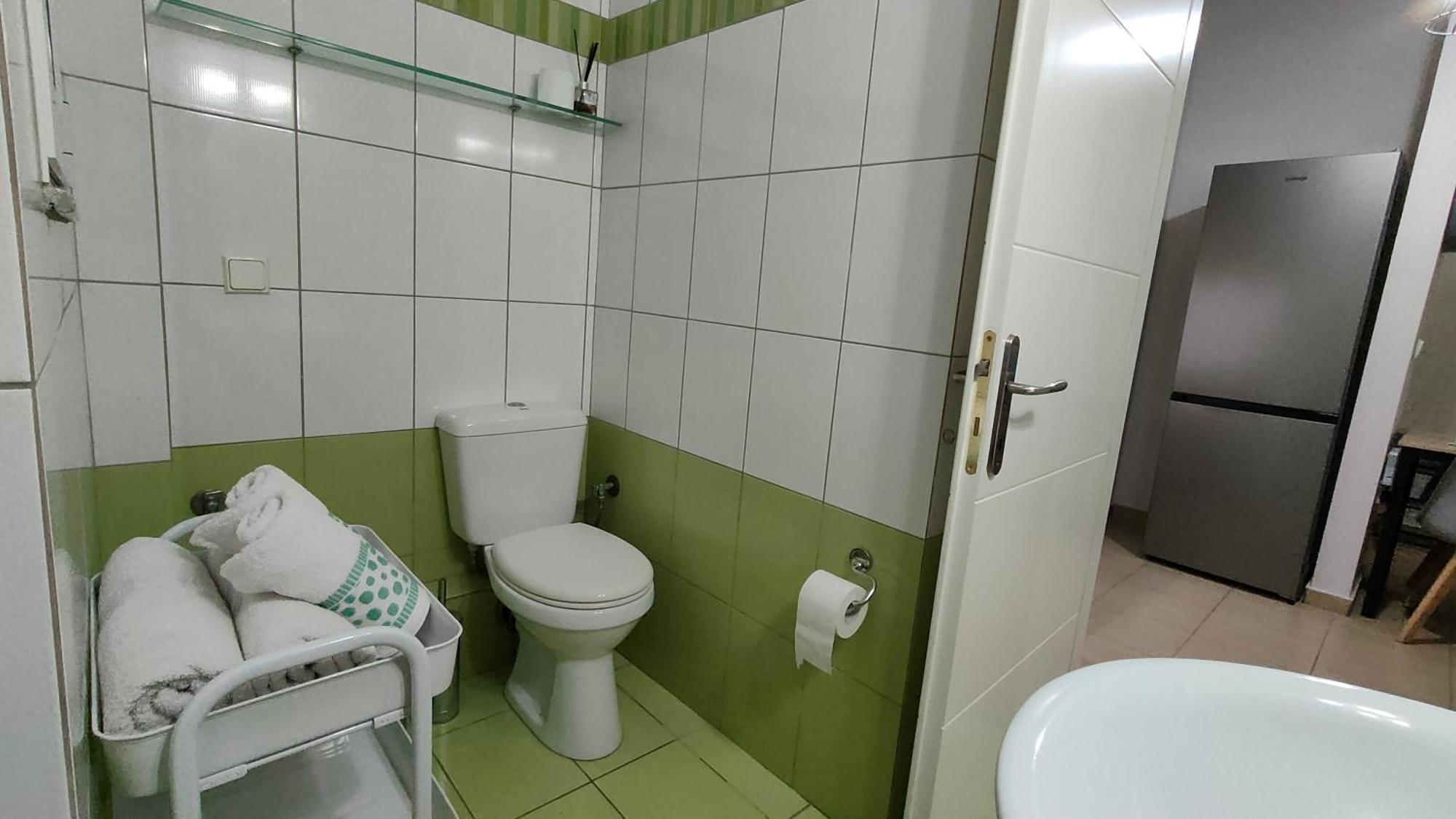 Rock & Roll 1 - Modern Apartment In Trikala Екстериор снимка
