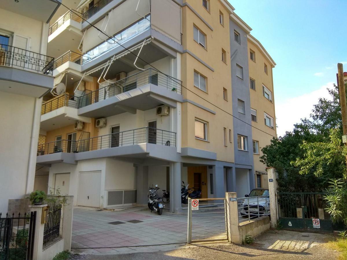 Rock & Roll 1 - Modern Apartment In Trikala Екстериор снимка